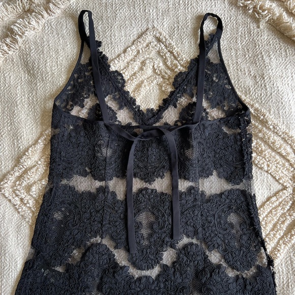 Aritzia Babaton Black Lace Top - S - Picture 3 of 7